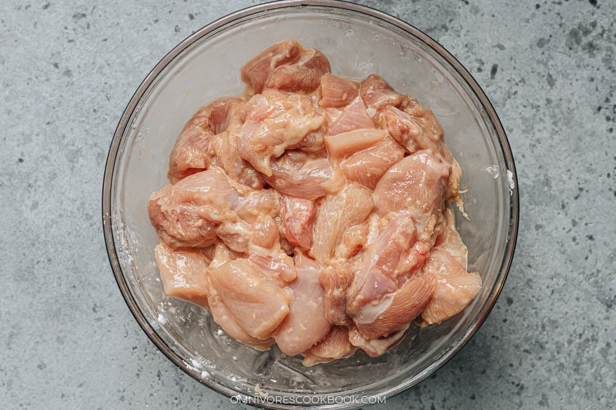 Marinate the chicken in a bowl