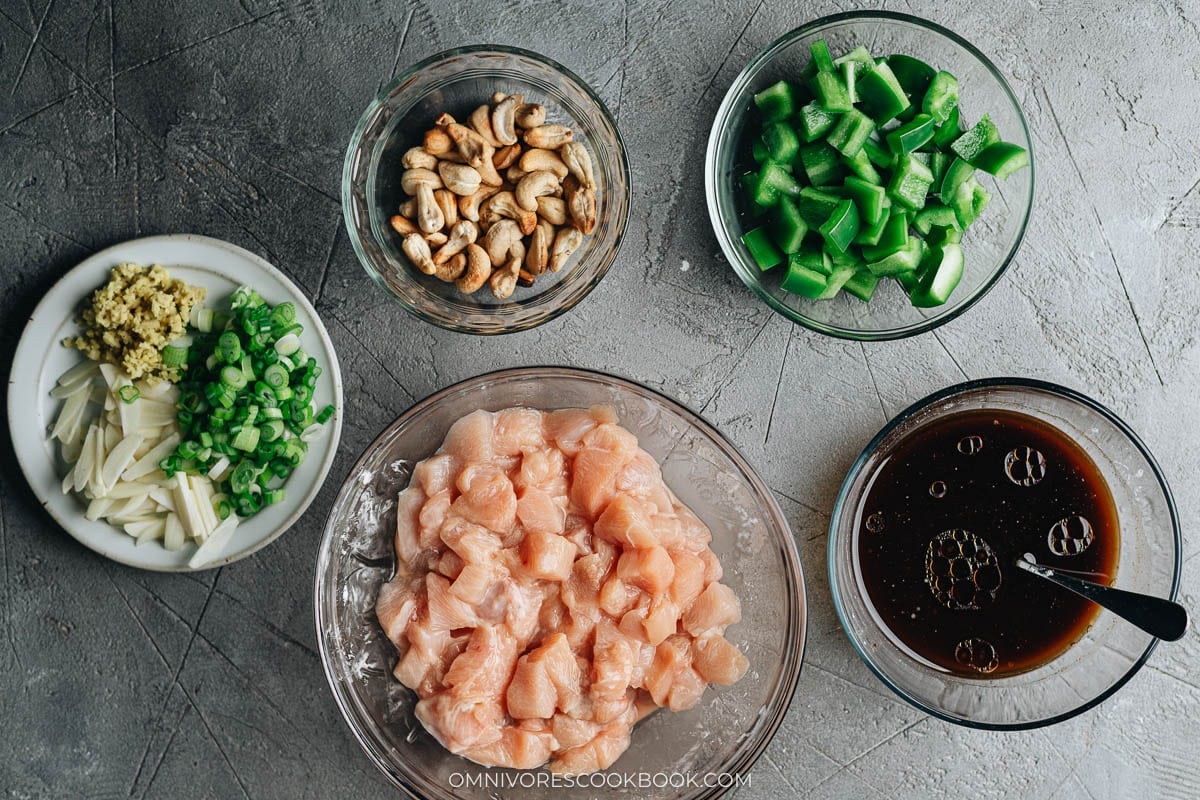 Ingredients for making cashew chicken