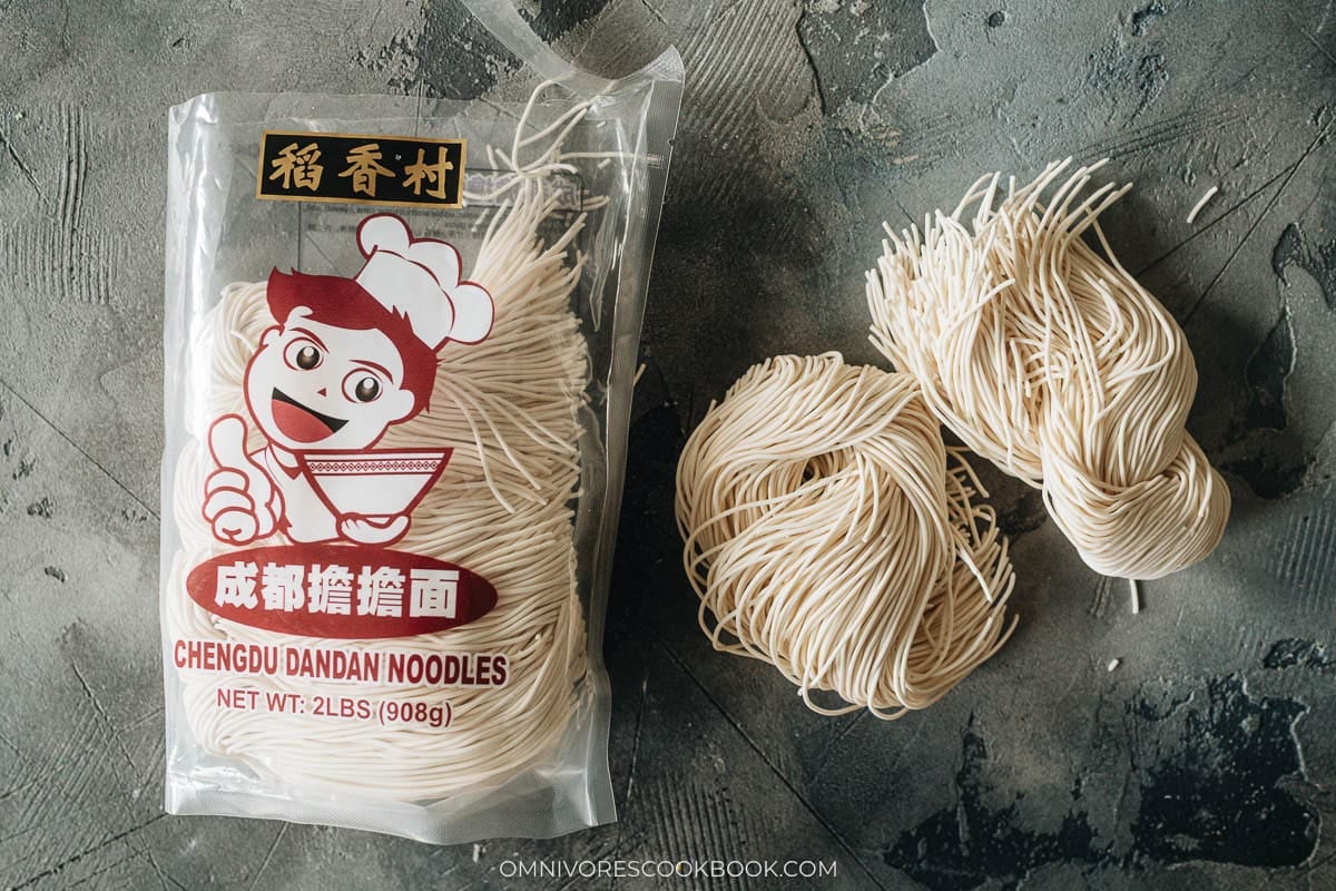Packed noodles for dan dan noodles
