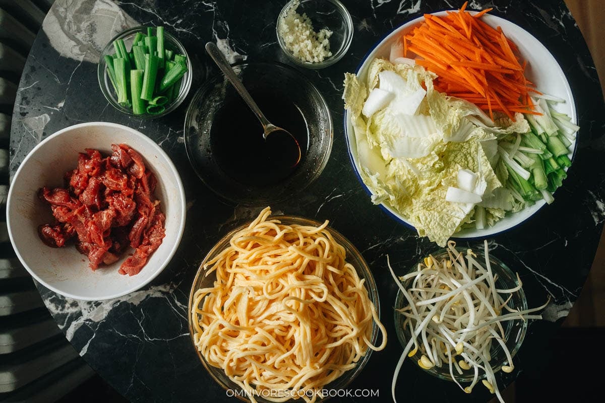 Mise-en-place for Chinese beef fried noodles