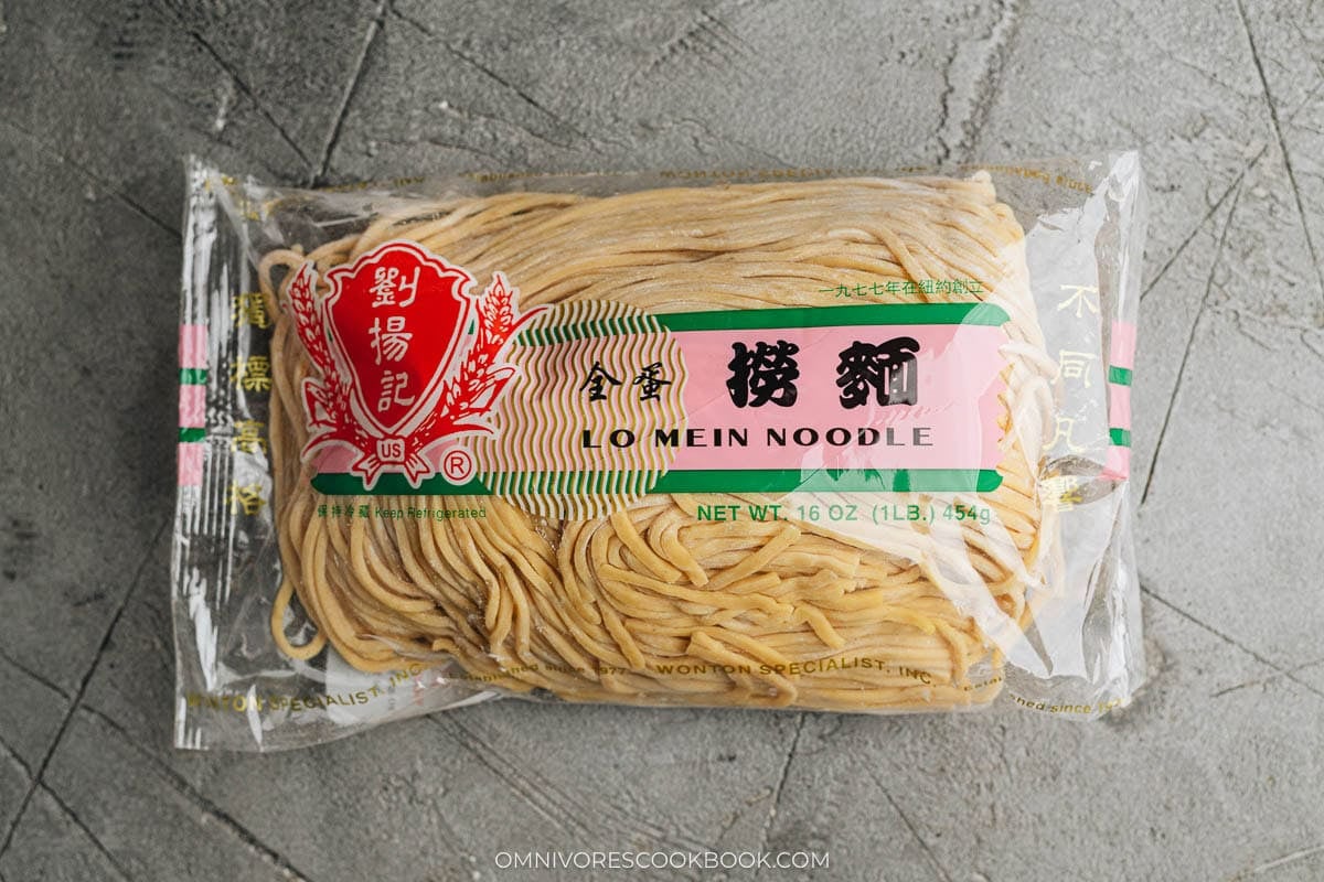 Packaged lo mein noodles