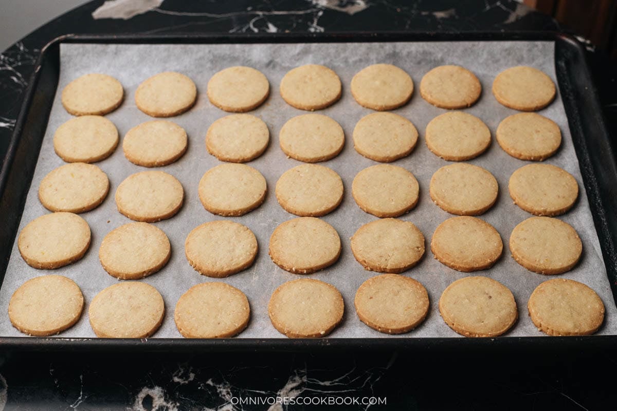 Baked shortbread cookies on sheet pan