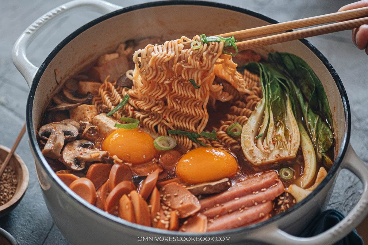 Korean Army Stew (Budae Jjigae) - Omnivore's Cookbook