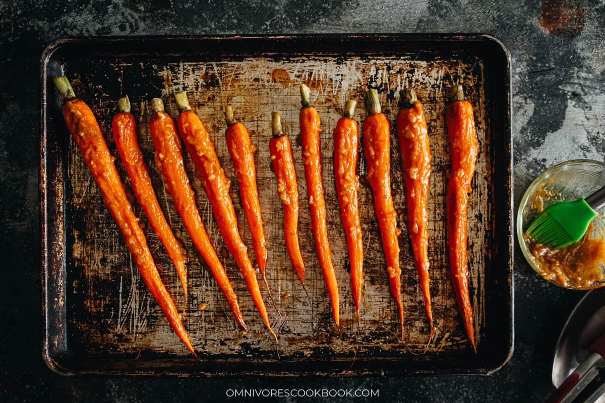 glazing the carrots