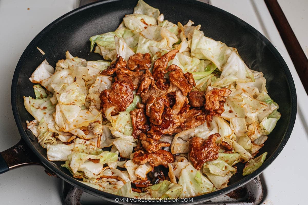 Add cooked pork back into the pan