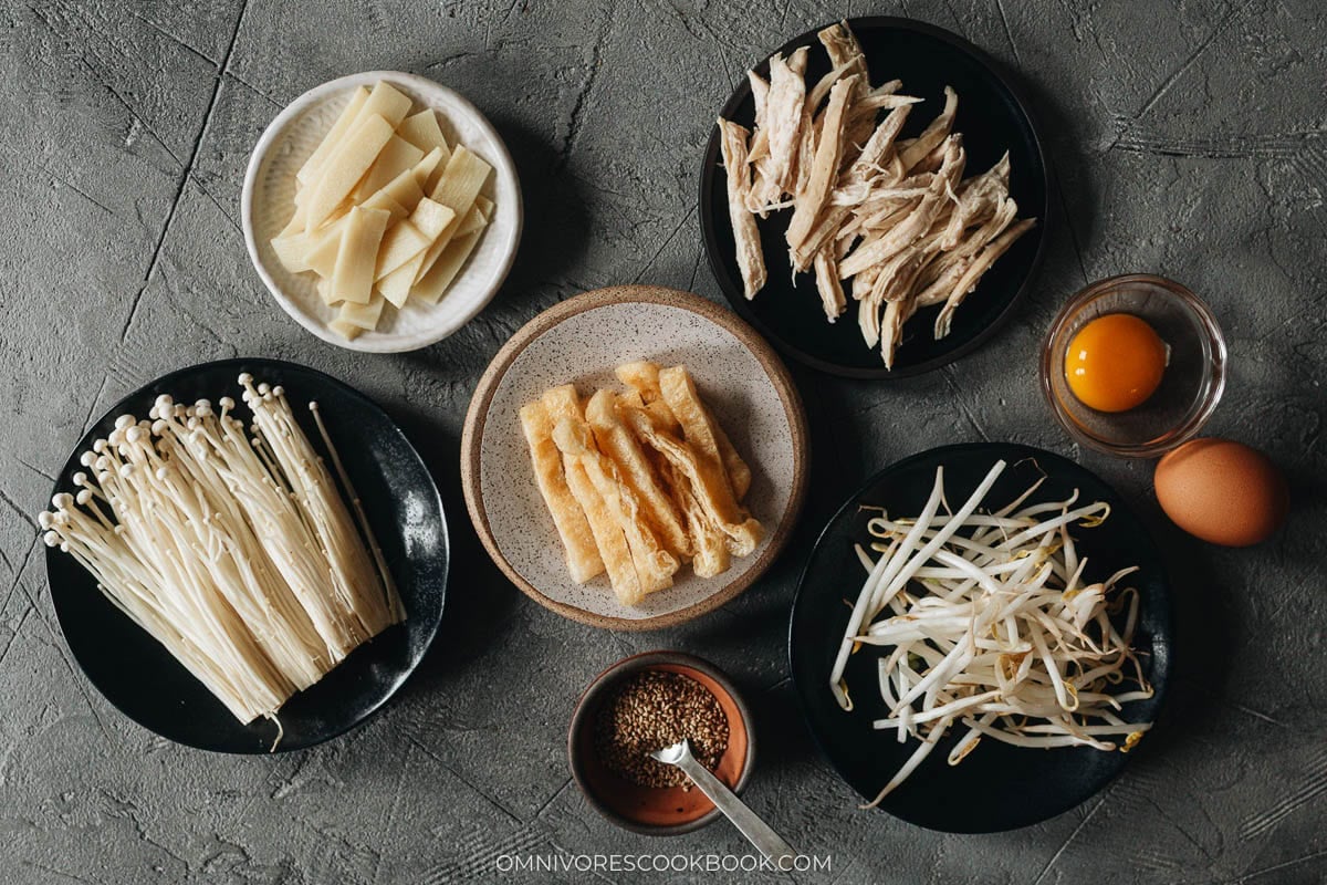 toppings for making Korean noodle soup
