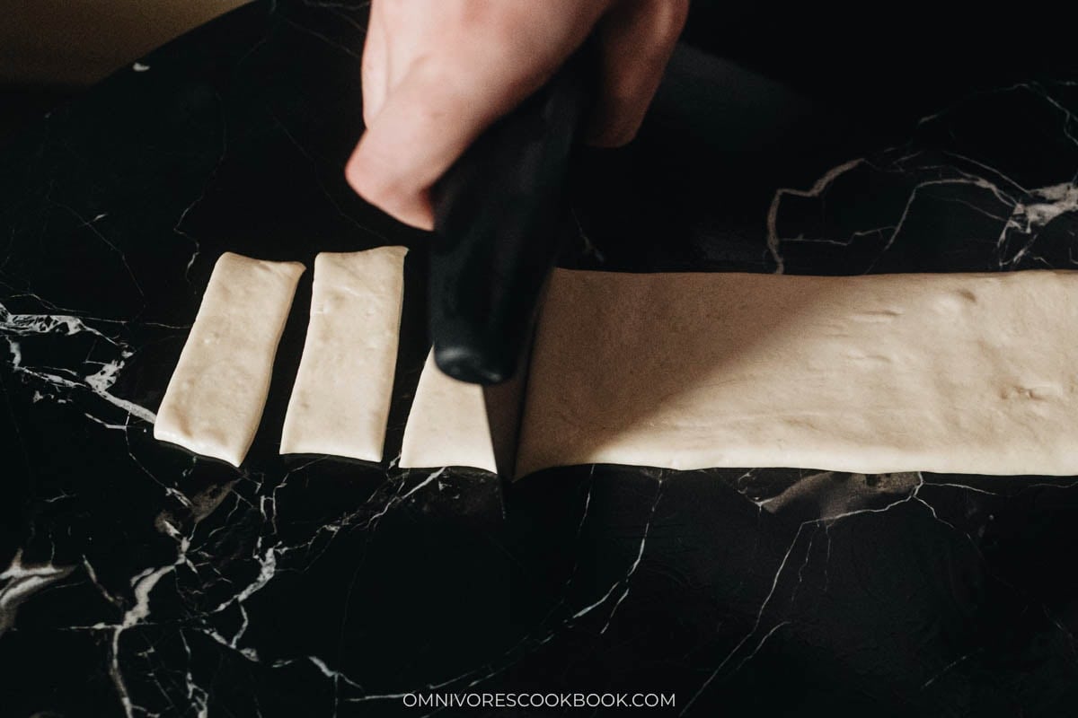 Cut the dough into small rectangles