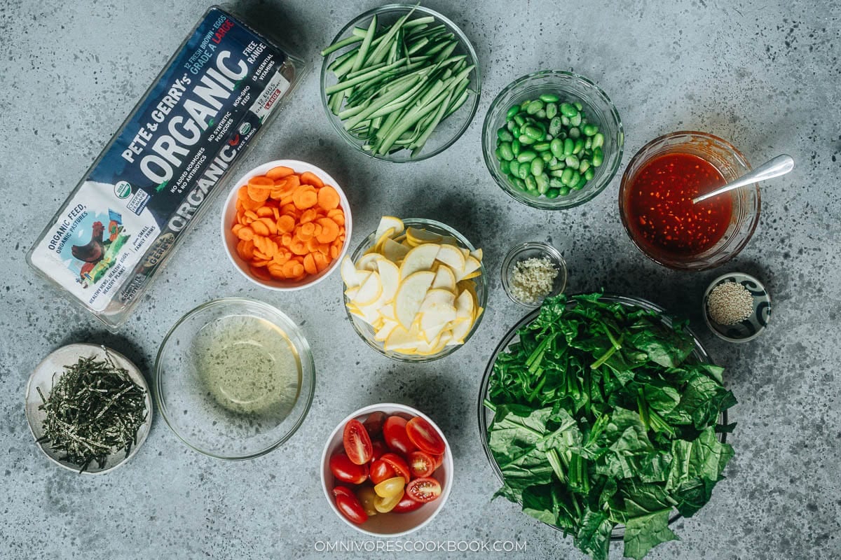 Ingredients for making vegetarian Korean rice bowl