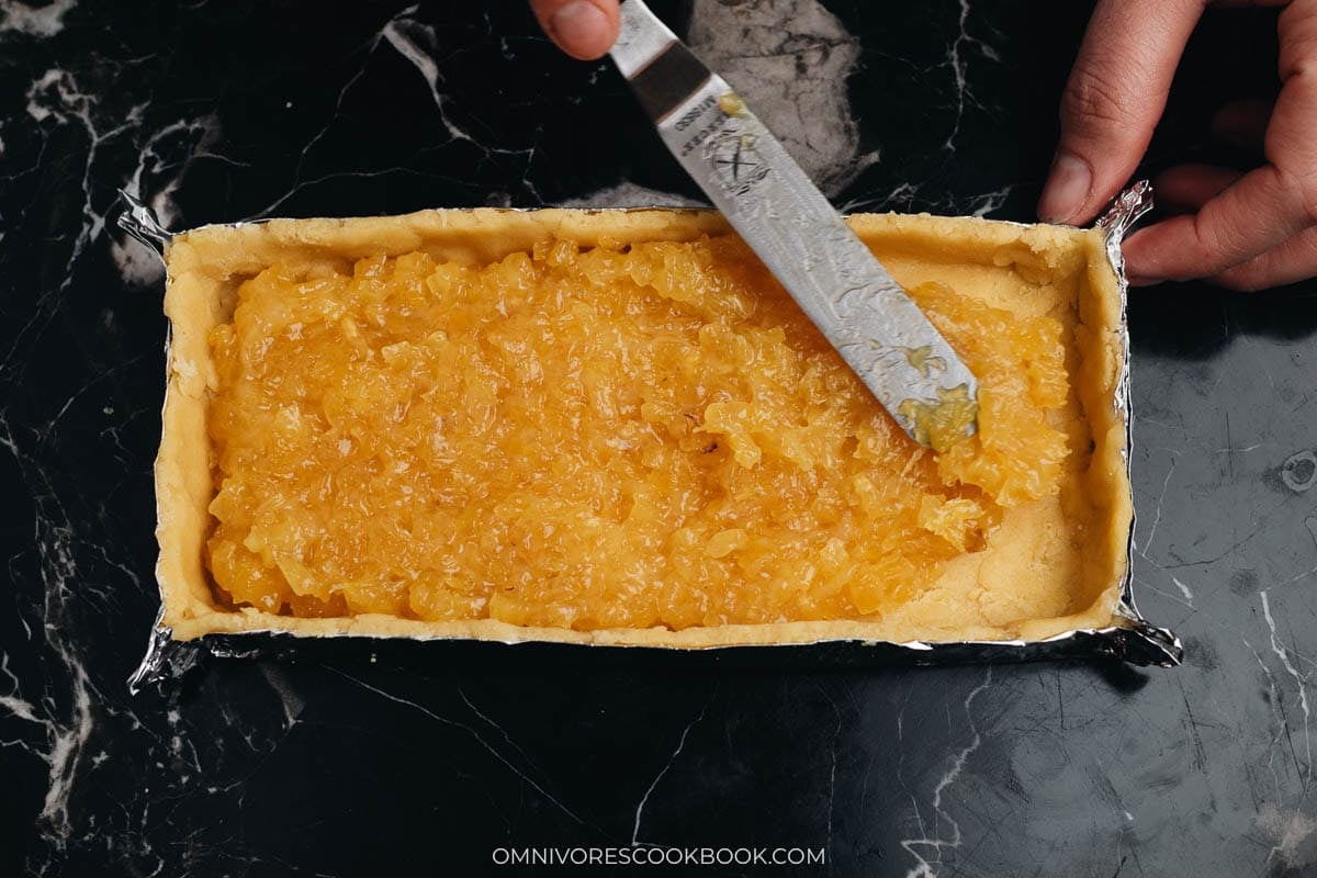 Add the pineapple filling
