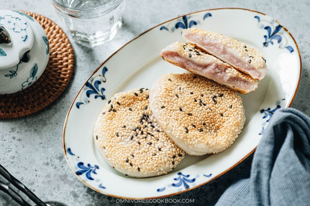 taro paste as a rice cake filling