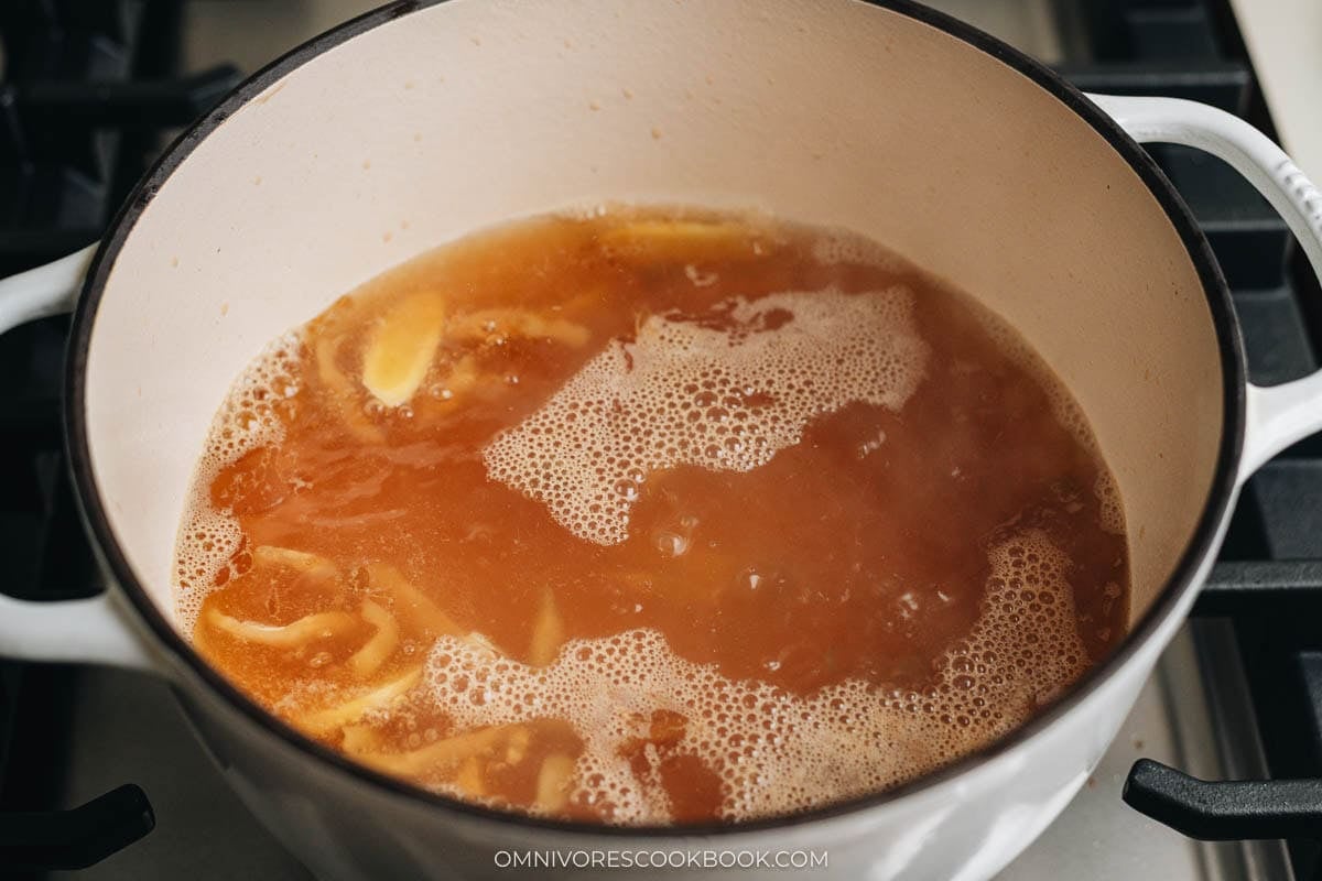 simmering the broth