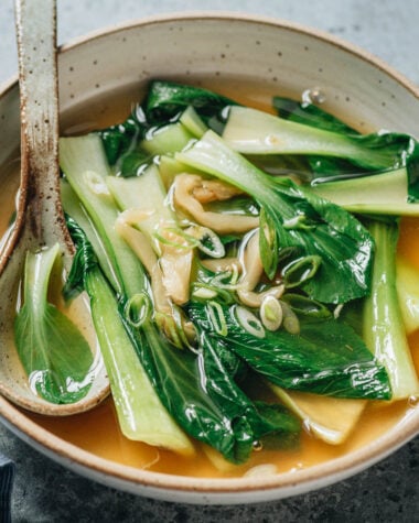 Shanghai-style bok choy soup with pickles