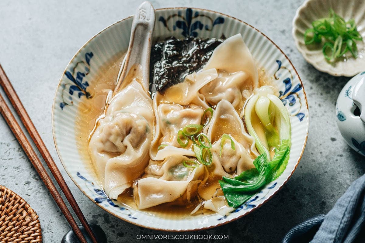 Shanghai Wonton Soup

