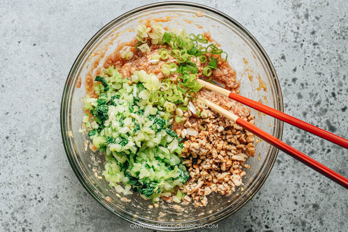 filling with green onions 