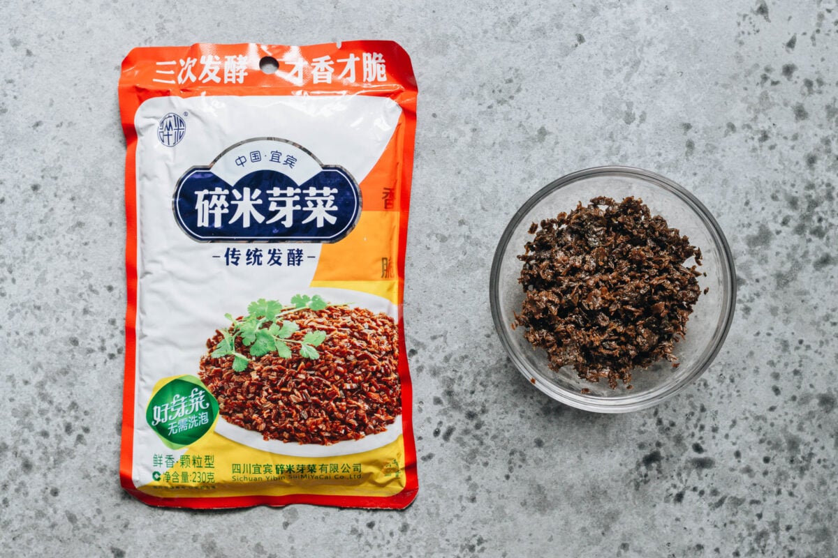 Sui Mi Ya Cai 碎米芽菜