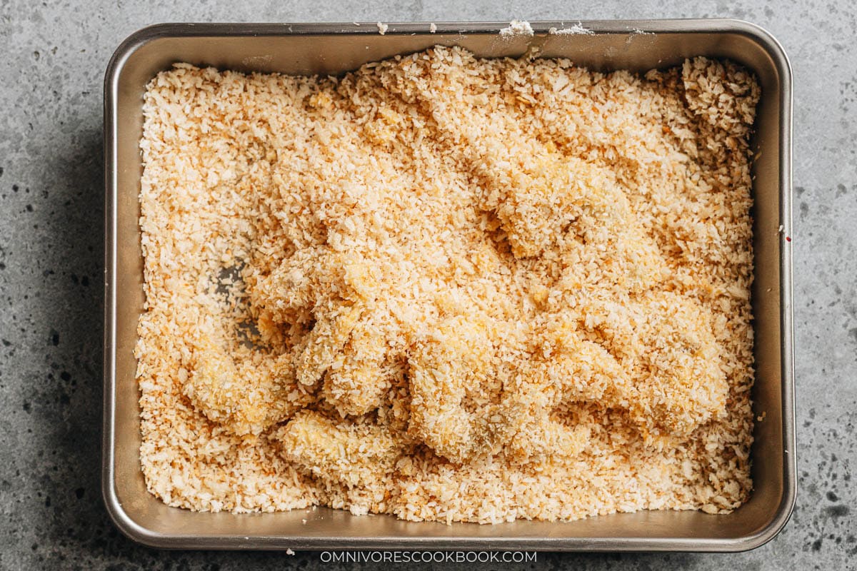 coating the shrimp with dry mixture