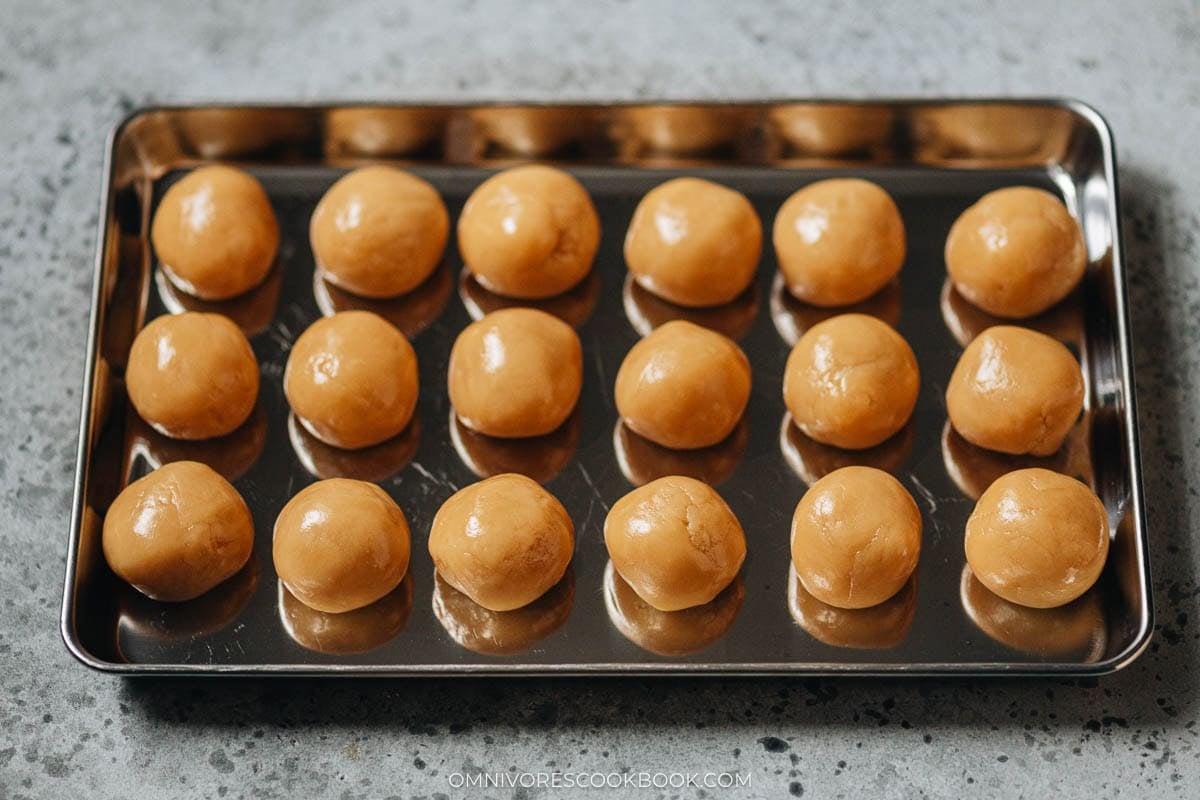 Mooncake skin balls