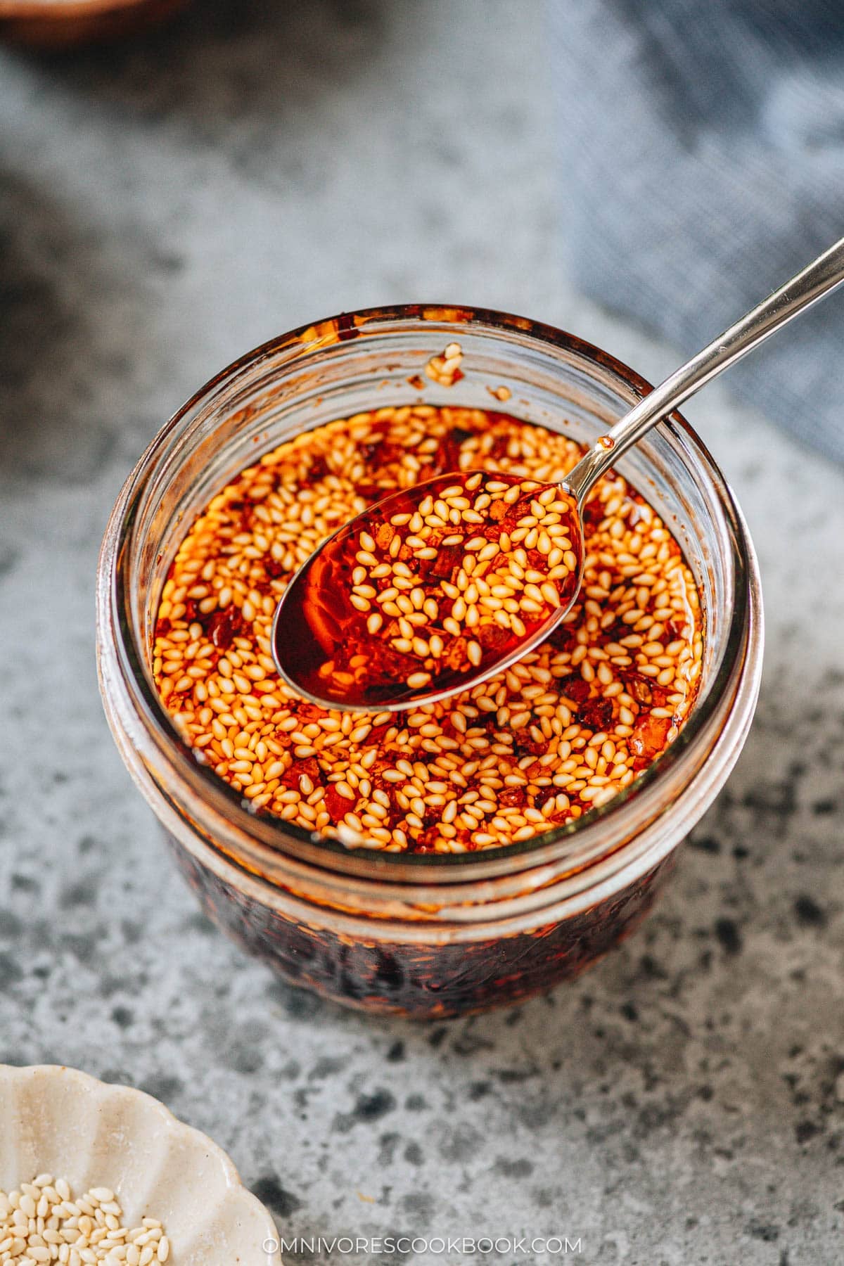 How to Make Chili Oil (辣椒油)