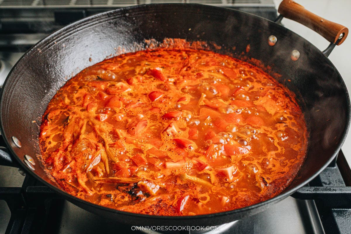 Chinese Noodle Sauce (Da Lu Mian, 打卤面)